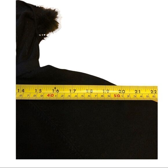 Vintage Variations with Faux Fur Collar Sweater EUC - Picture 6 of 9